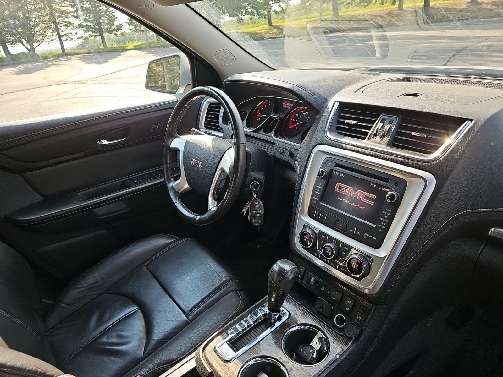 Used 2017 Quicksilver Metallic GMC Limited image 12