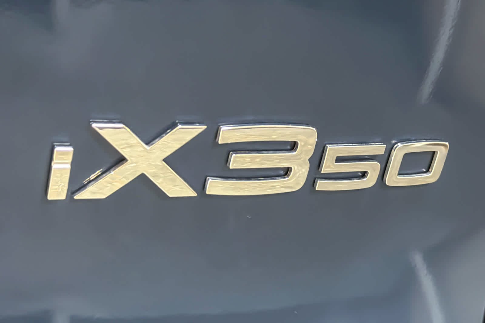 New 2027 Ocean Wave Blue Metallic BMW 50 xDrive image 24
