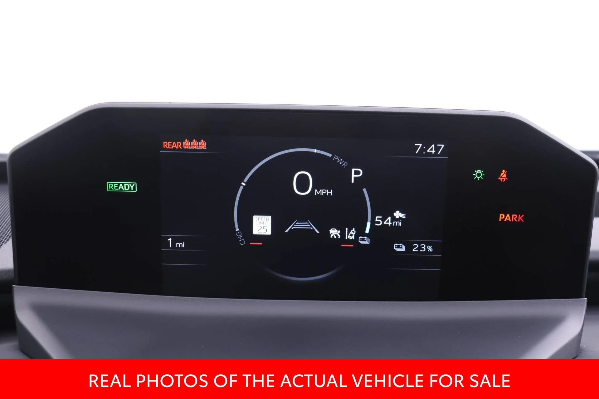 New 2026 Wind Chill Pearl <sup>1</sup> Toyota  XSE image 7