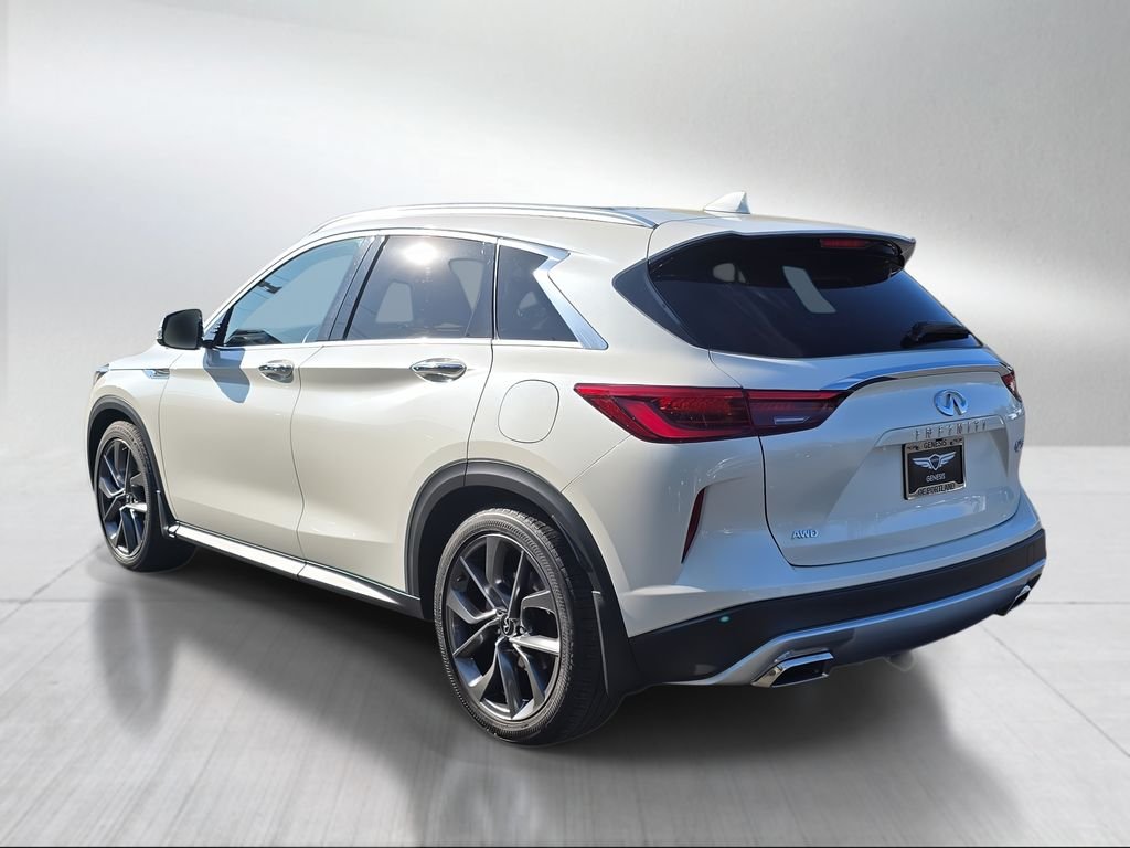 Used 2020 Majestic White INFINITI Autograph image 3