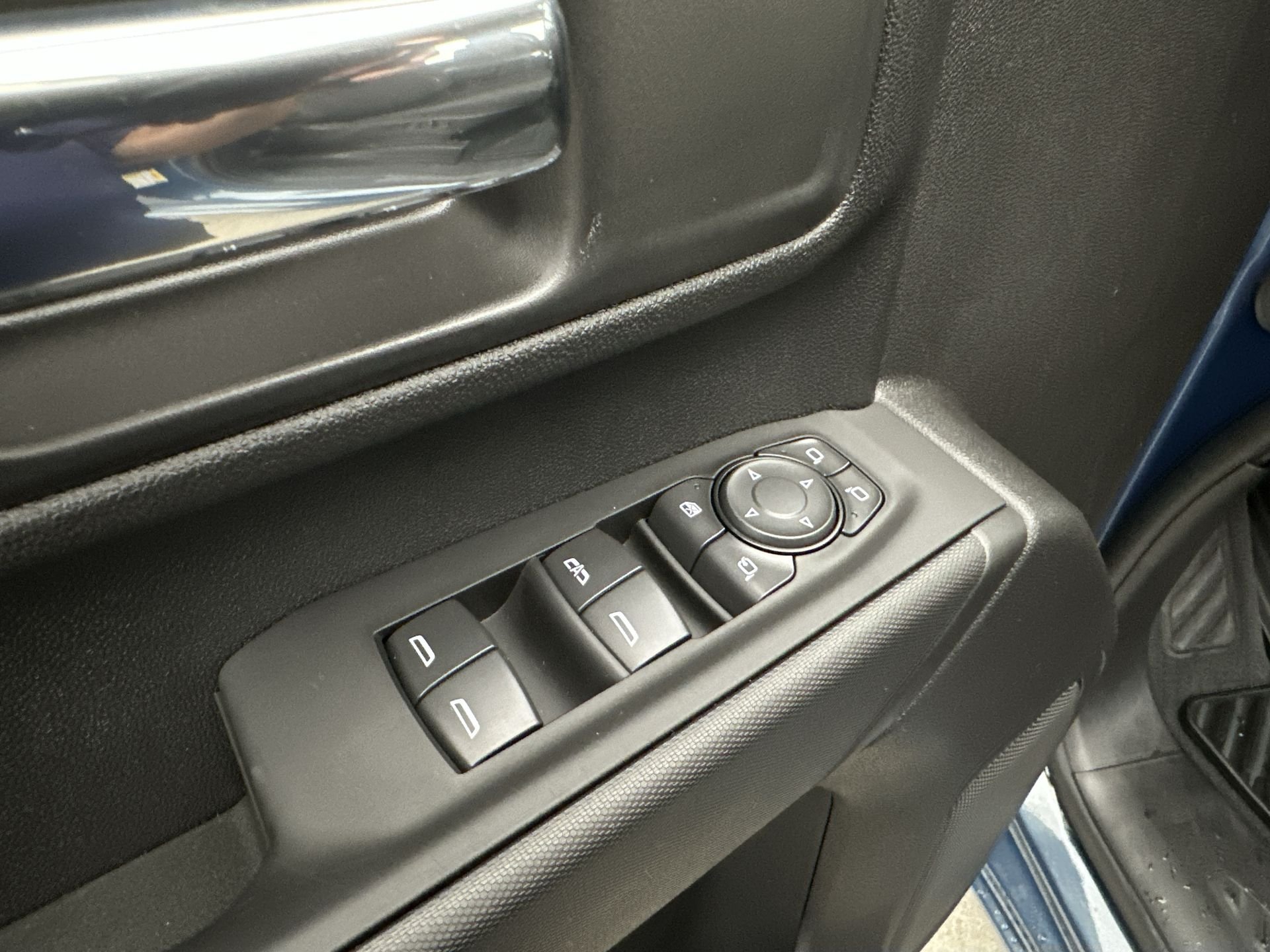 2026 Chevrolet Silverado 2500 HD Custom - Photo 65
