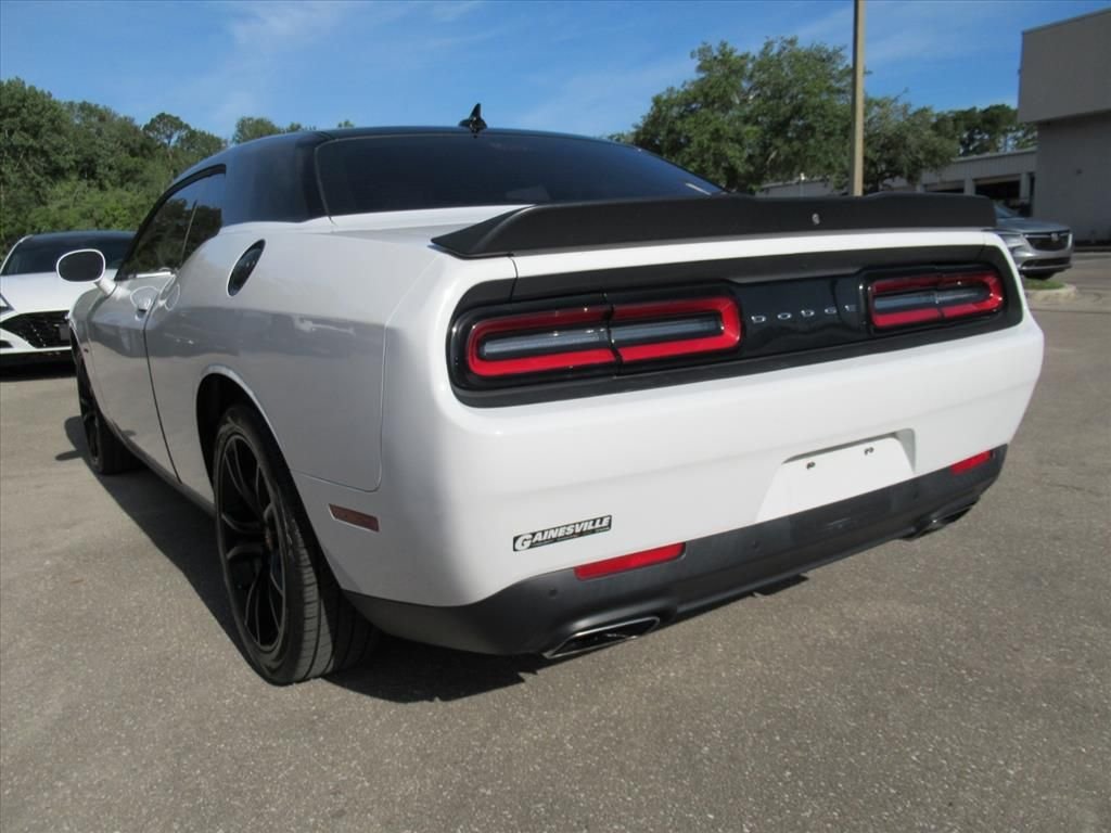 Used 2018 White Dodge R/T image 5