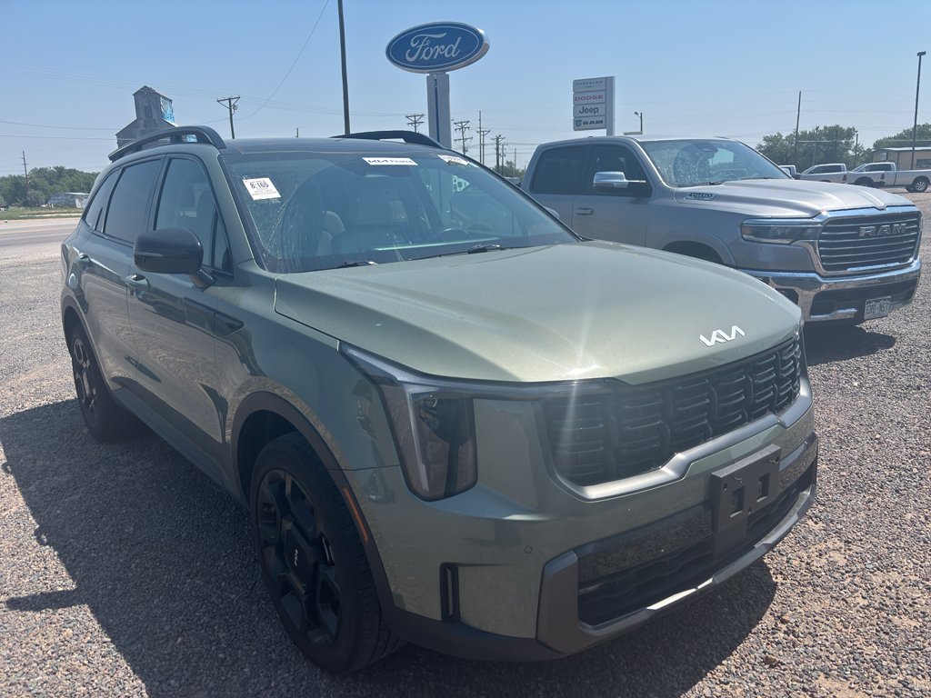 Used 2024 Jungle Green Kia X-Line EX image 2