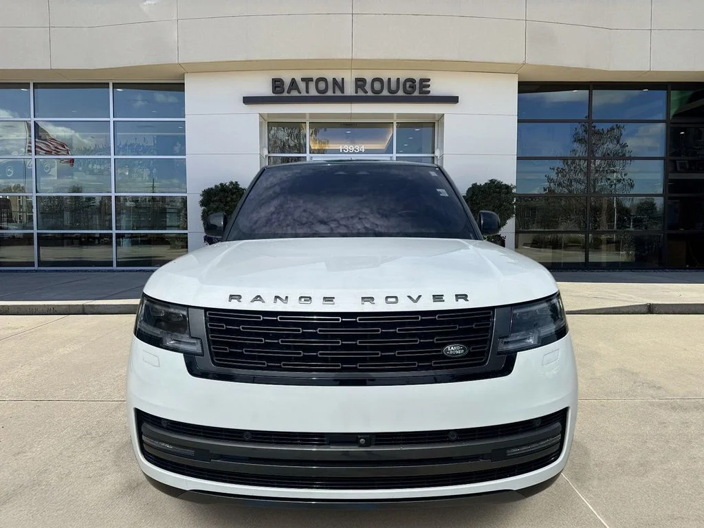 Certified Used 2023 White Land Rover SE image 2
