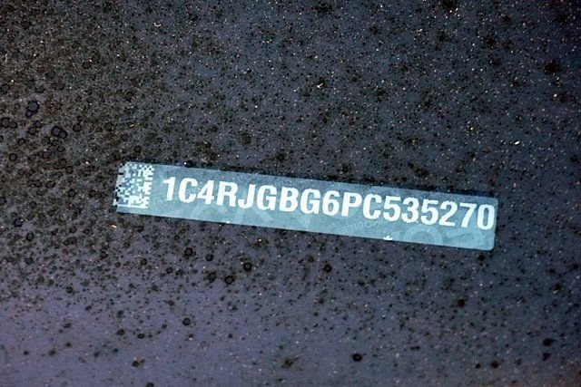 Used 2023 Black Jeep Limited image 33