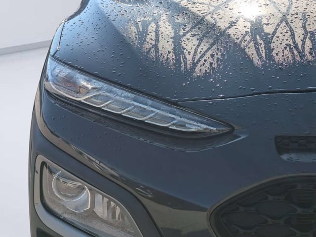 Used 2021 Gray Hyundai SE image 9