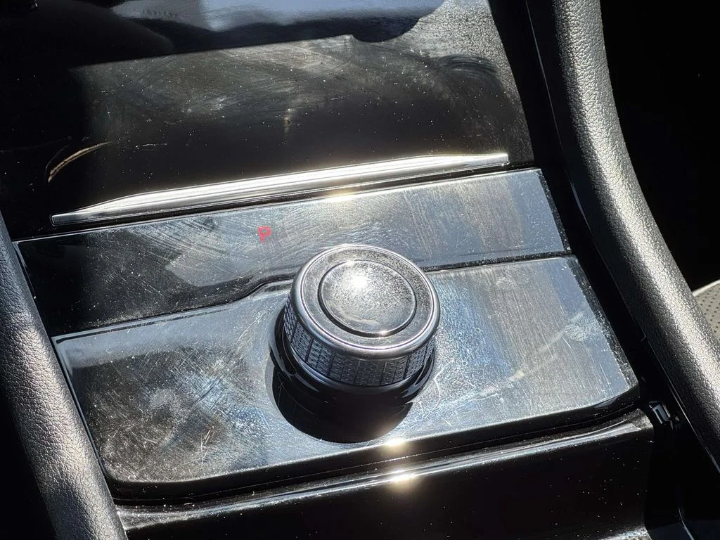Used 2023 White/off-white Jeep Altitude X image 19