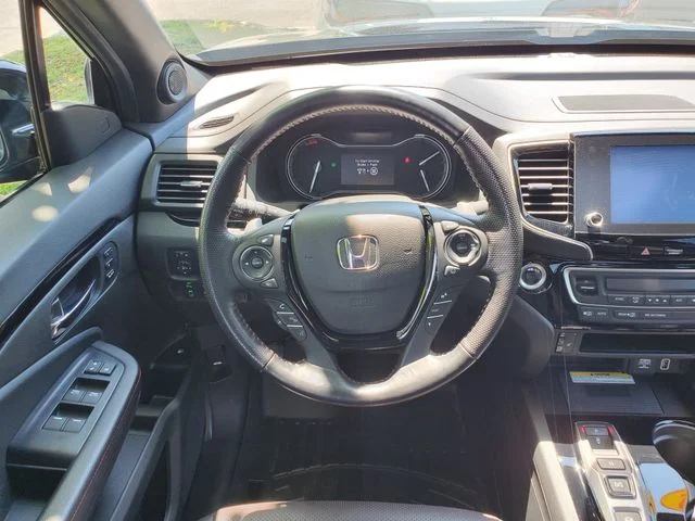 Used 2022  Honda Black Edition image 13