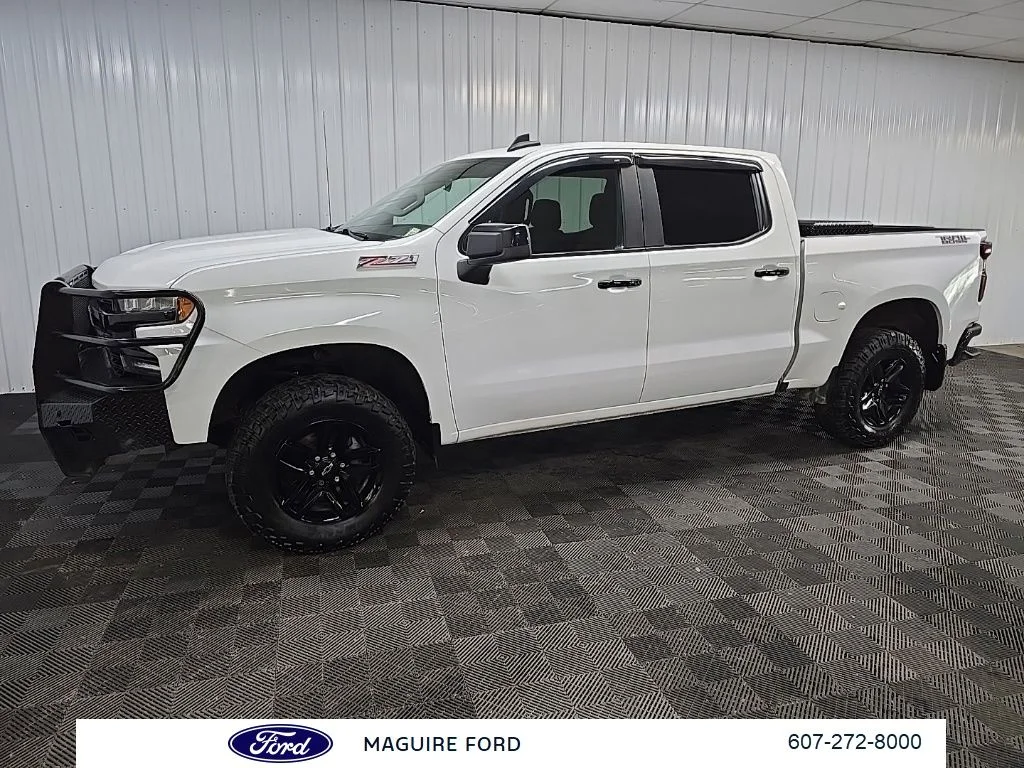 Used 2021 White Chevrolet LT Trail Boss image 7