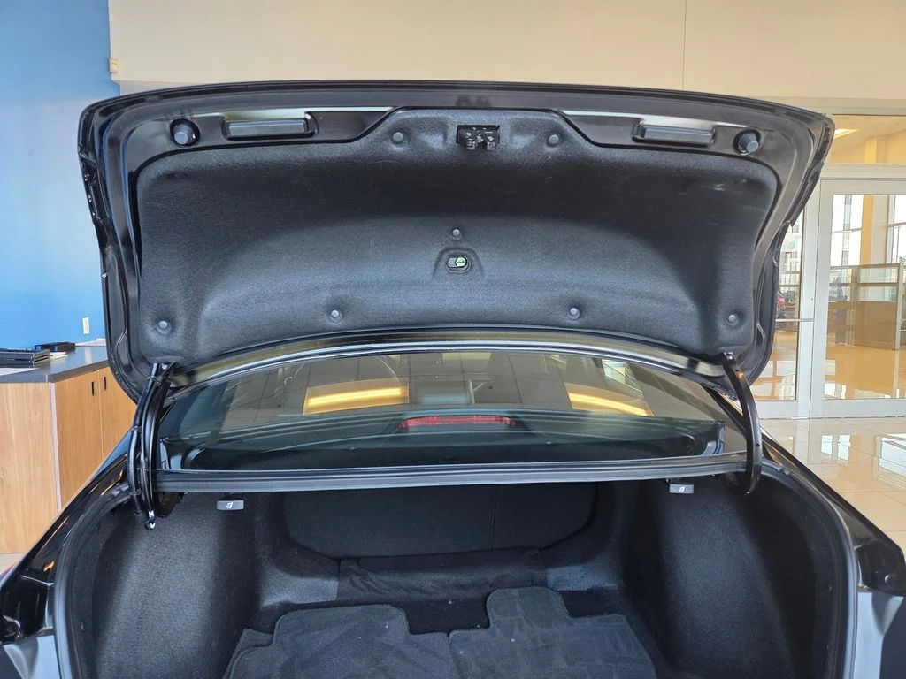 Certified Used 2025 Crystal Black Pearl Honda 4D SPORT image 9