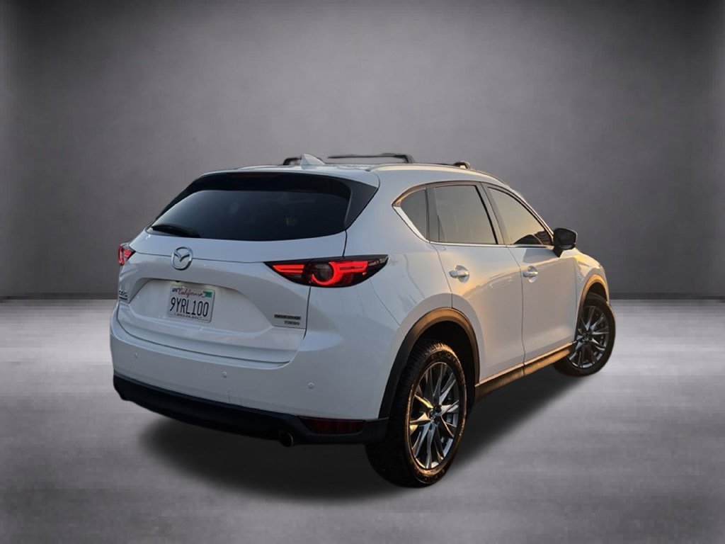 Used 2021 White Mazda Signature image 8