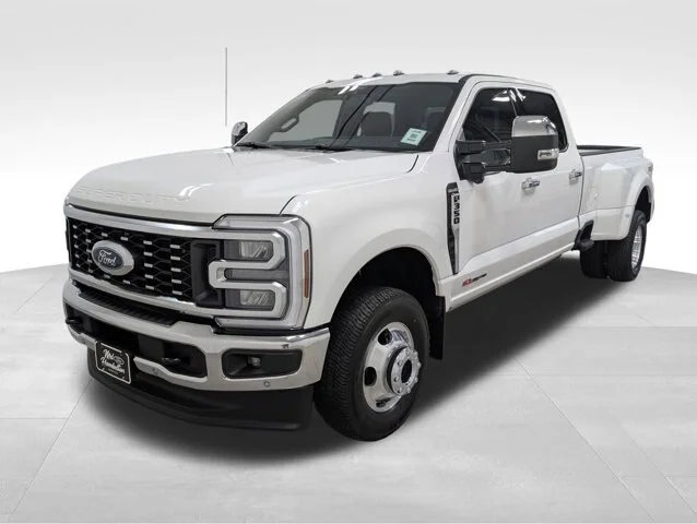 New 2026 Star White Metallic Tri-Coat Ford F-350® King Ranch® image 63