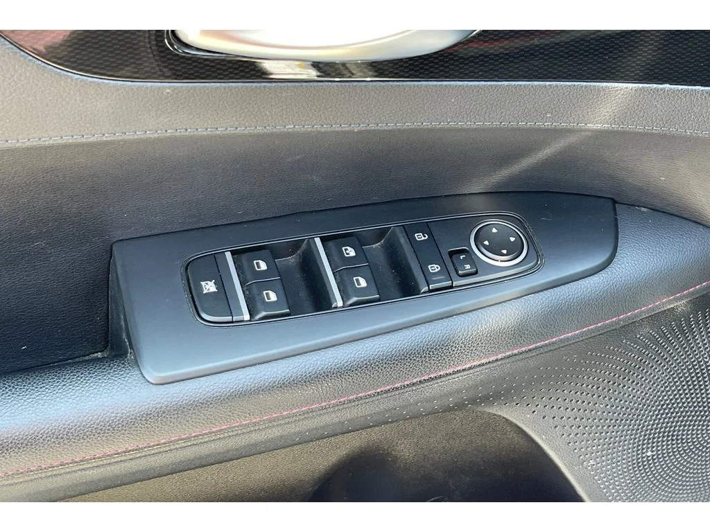 Used 2022 Gravity Gray Kia GT image 13