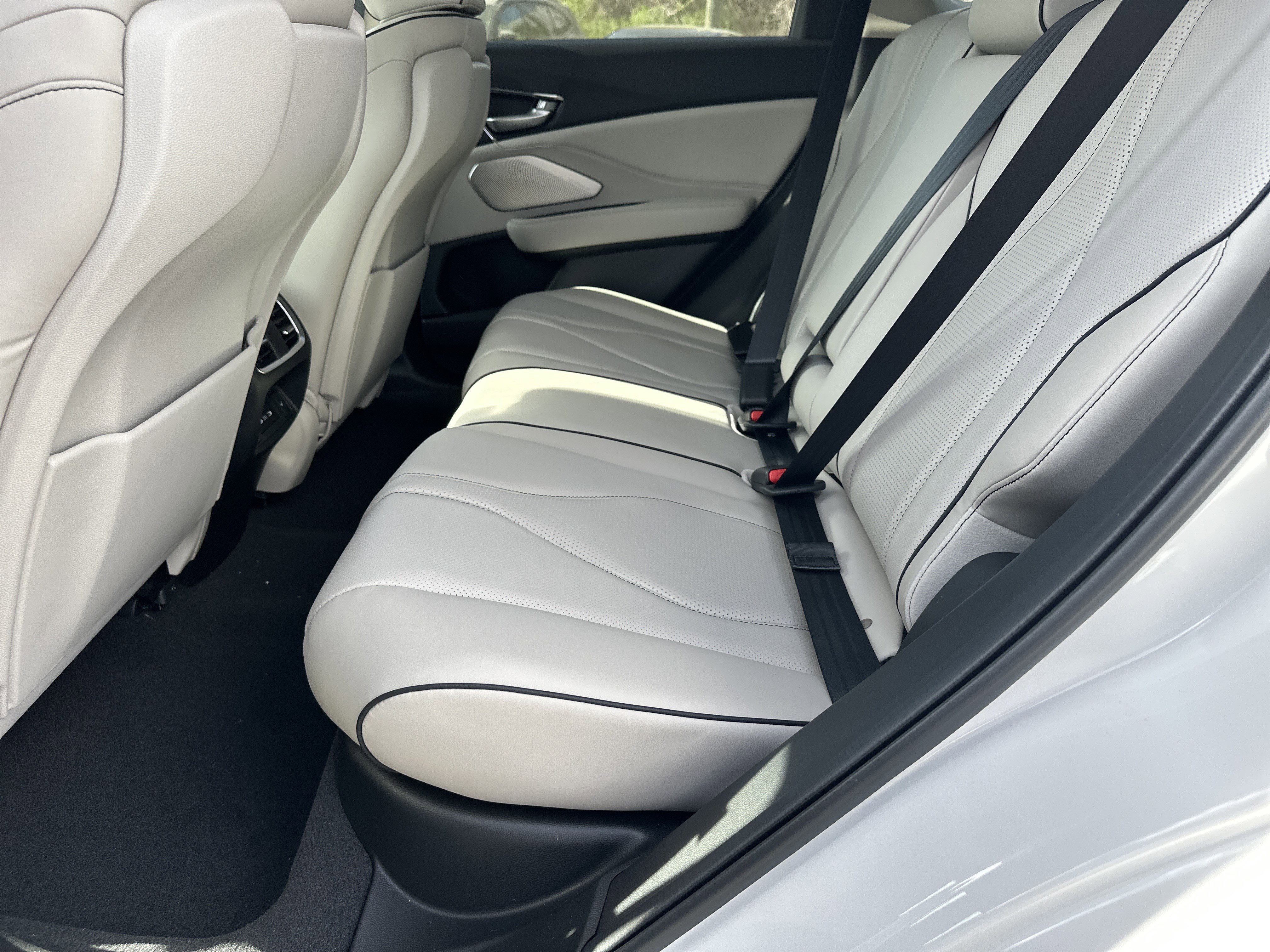 New 2026 Platinum White Pearl Acura w/Advance Package image 13