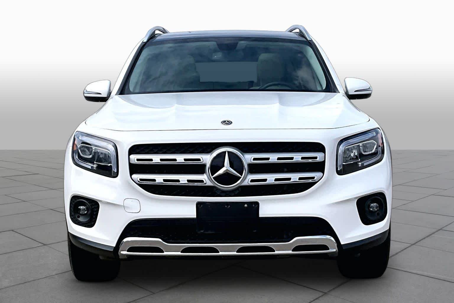 Used 2020 Polar White Mercedes-Benz GLB 250 image 4