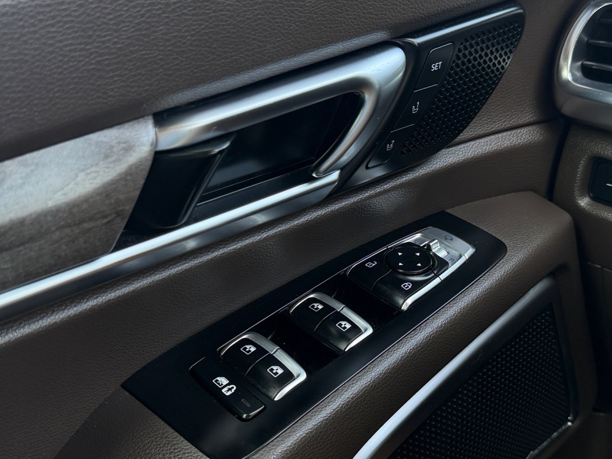 Used 2020 Ebony Black Kia SX image 23