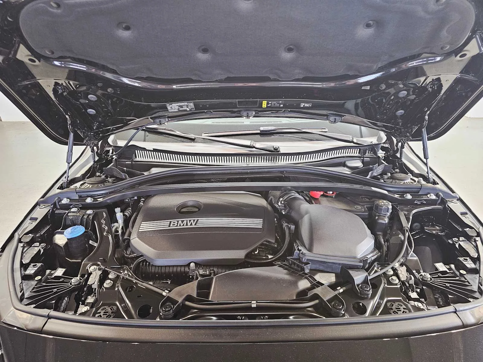 2025 BMW 2 Series 228 - Photo 9