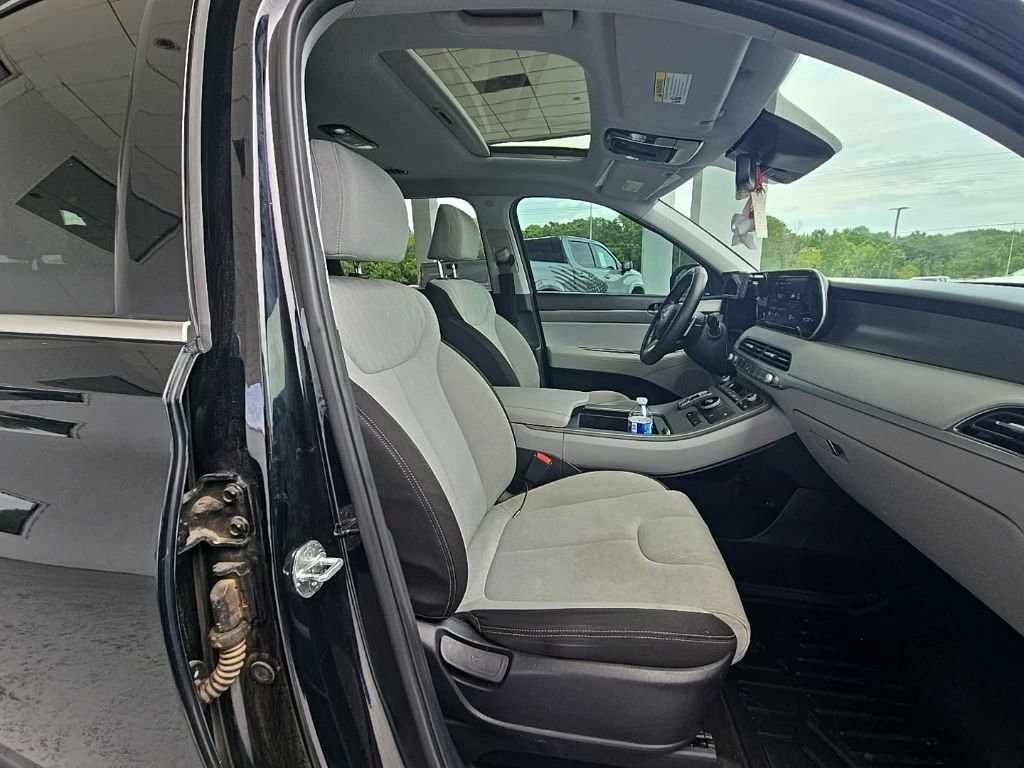 Used 2022 Abyss Black Pearl Hyundai SEL image 12