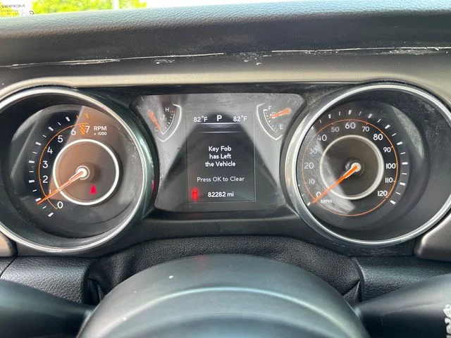 Used 2018 White Jeep Unlimited Sport S image 17