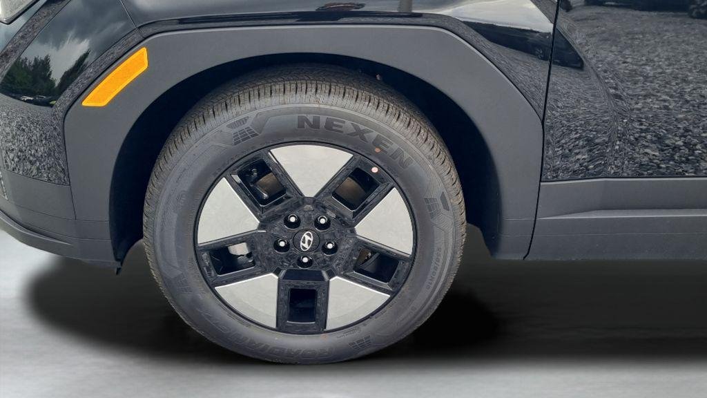 New 2027 Black Hyundai SEL image 29
