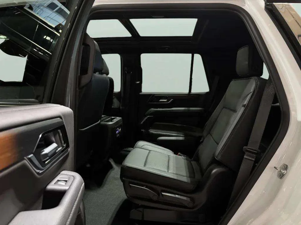 Certified Used 2025 Summit White GMC Denali image 25