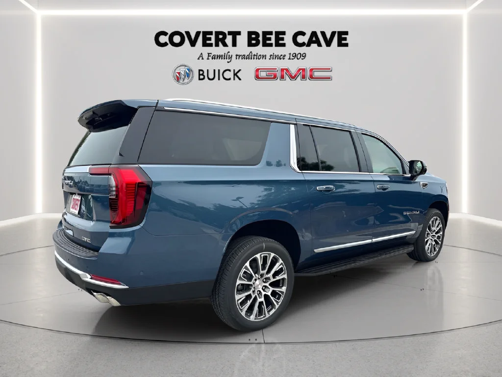 2026 GMC Yukon XL Denali - Photo 11