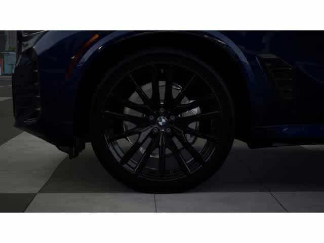 Used 2026 Tanzanite Blue II Metallic BMW sDrive40i image 7
