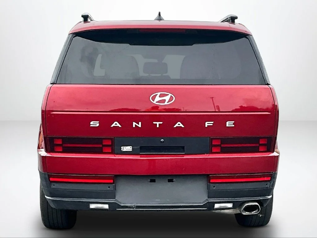 Used 2025 Red Hyundai SEL image 4