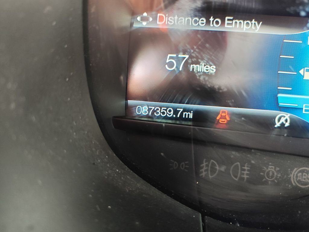 Used 2021 Red Ford SEL image 19