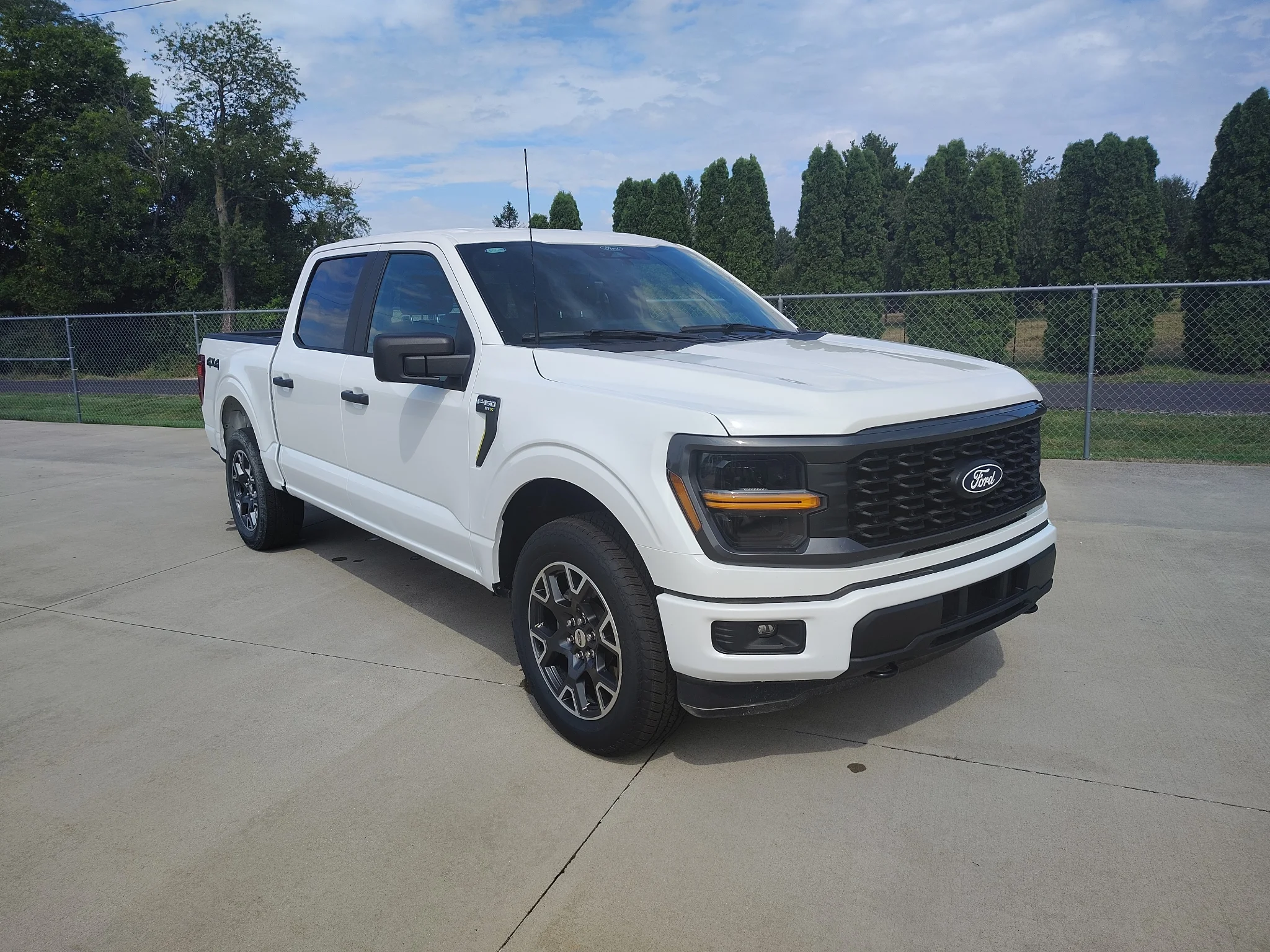 Used 2024 Oxford White Ford STX image 7