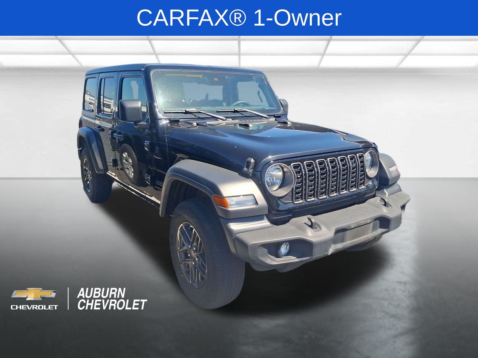 2025 Jeep Wrangler Sport S's photo