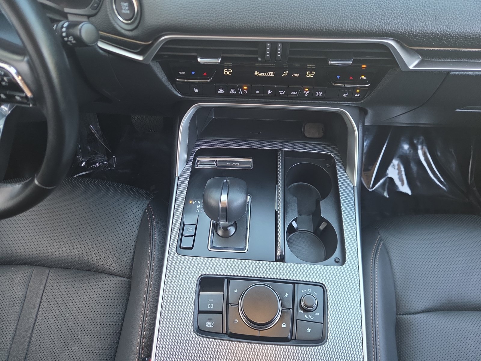 2025 Mazda CX-70 Premium Package - Photo 11