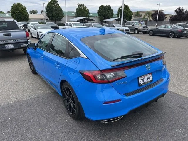 Used 2022 Boost Blue Pearl Honda Sport Touring image 8