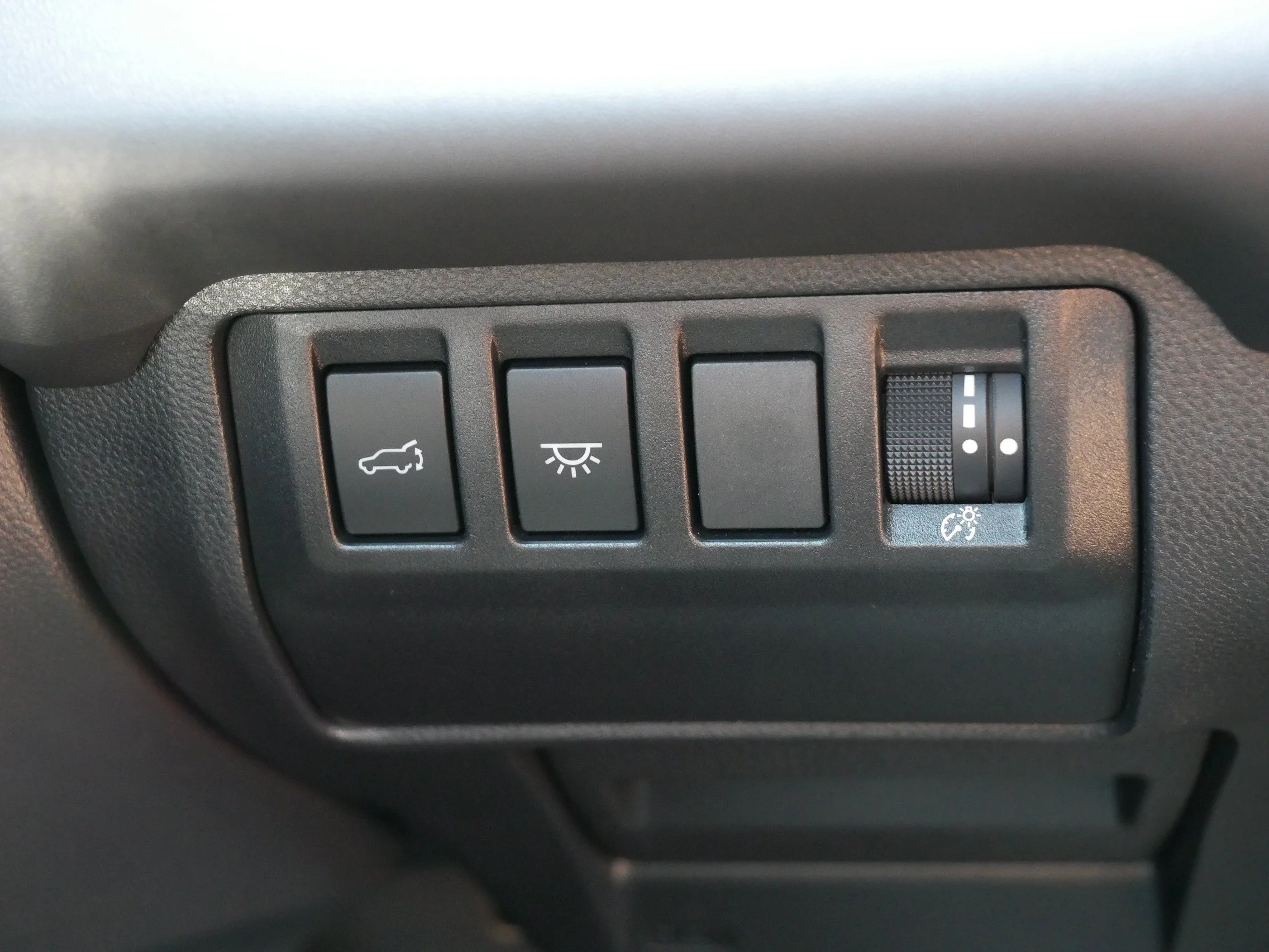 Used 2025 Magnetite Gray Metallic Subaru Onyx Edition Touring image 26