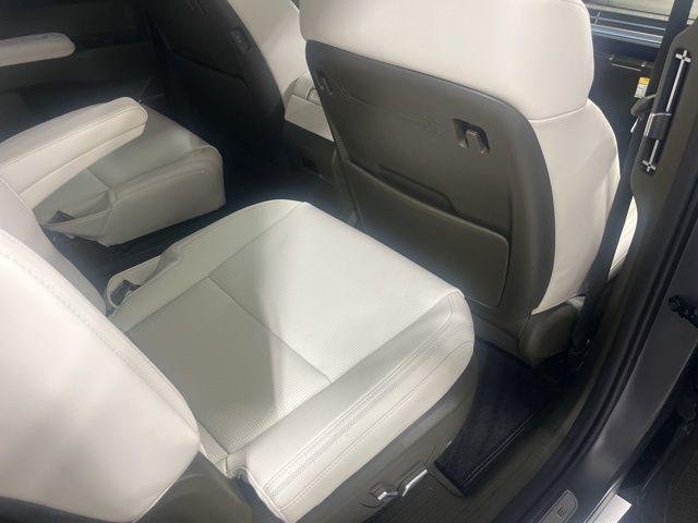 2025 Hyundai Santa Fe Calligraphy - Photo 29