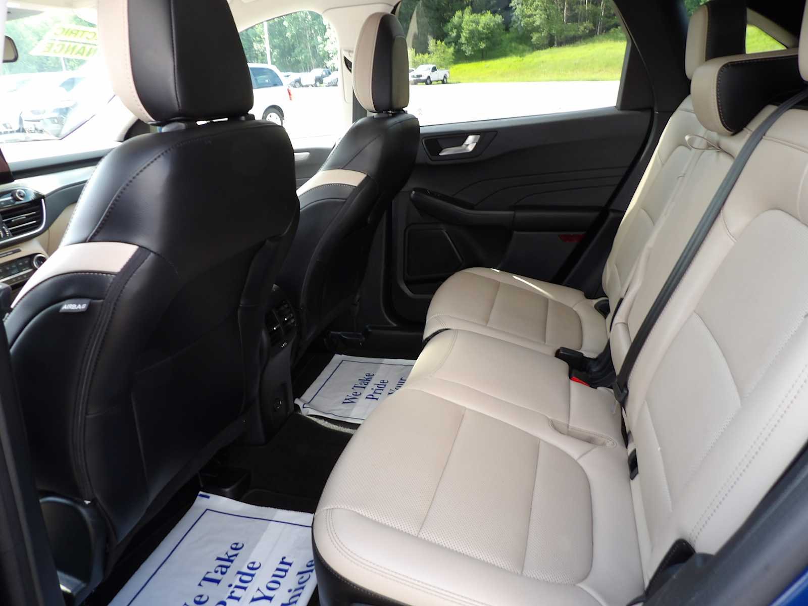 2022 Ford Escape Titanium - Photo 11