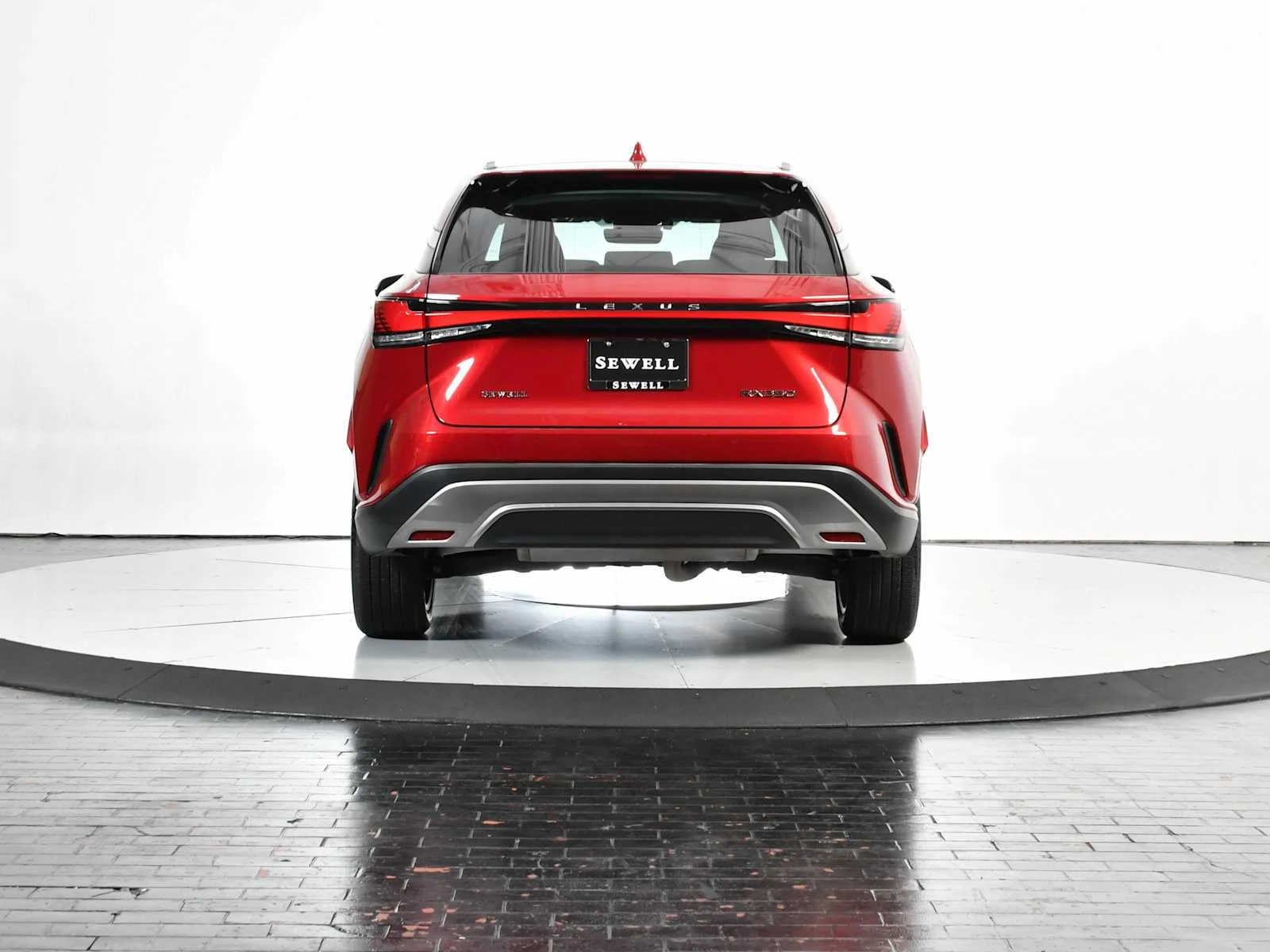 Certified Used 2025 MATADOR RED MICA Lexus Premium image 5