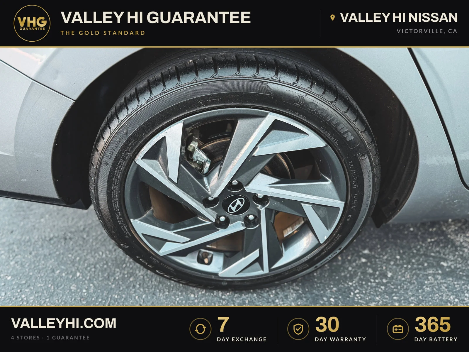2024 Hyundai Elantra Limited - Photo 12