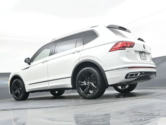 Used 2023 White Volkswagen 2.0T SEL R-Line image 34