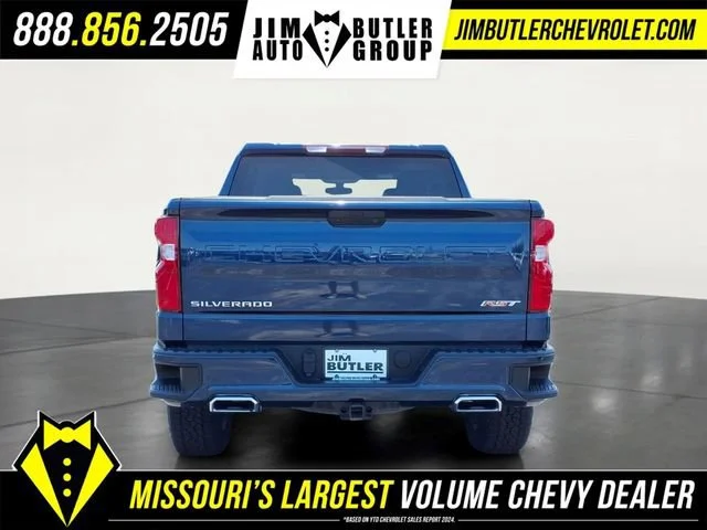 Used 2022 Northsky Blue Metallic Chevrolet RST image 22