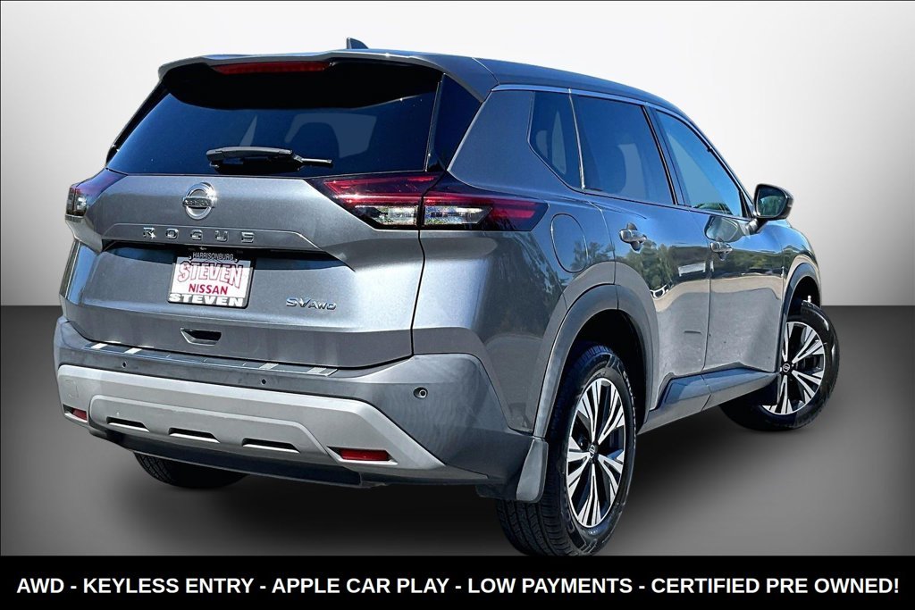 Used 2021 Gray Nissan SV image 6