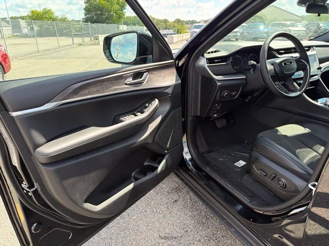 New 2026 Black Jeep Altitude image 11