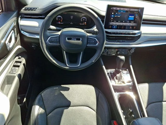 Used 2023 Gray Jeep Limited image 12