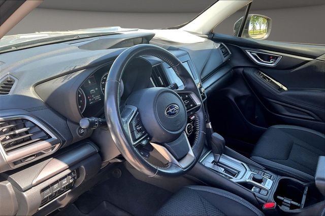 Used 2022 Silver Subaru Premium image 12