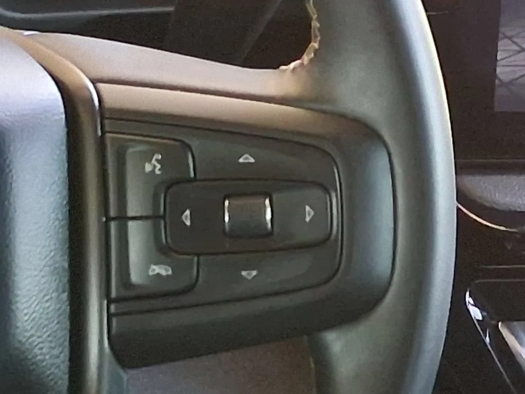 Used 2025 Onyx Black GMC AT4 image 13