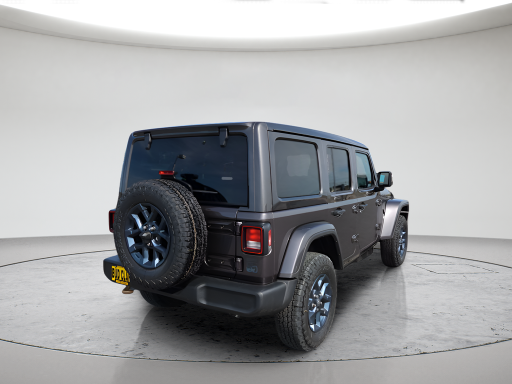 New 2026 Granite Crystal Metallic Clear-Coat Exterior Paint Jeep  image 5