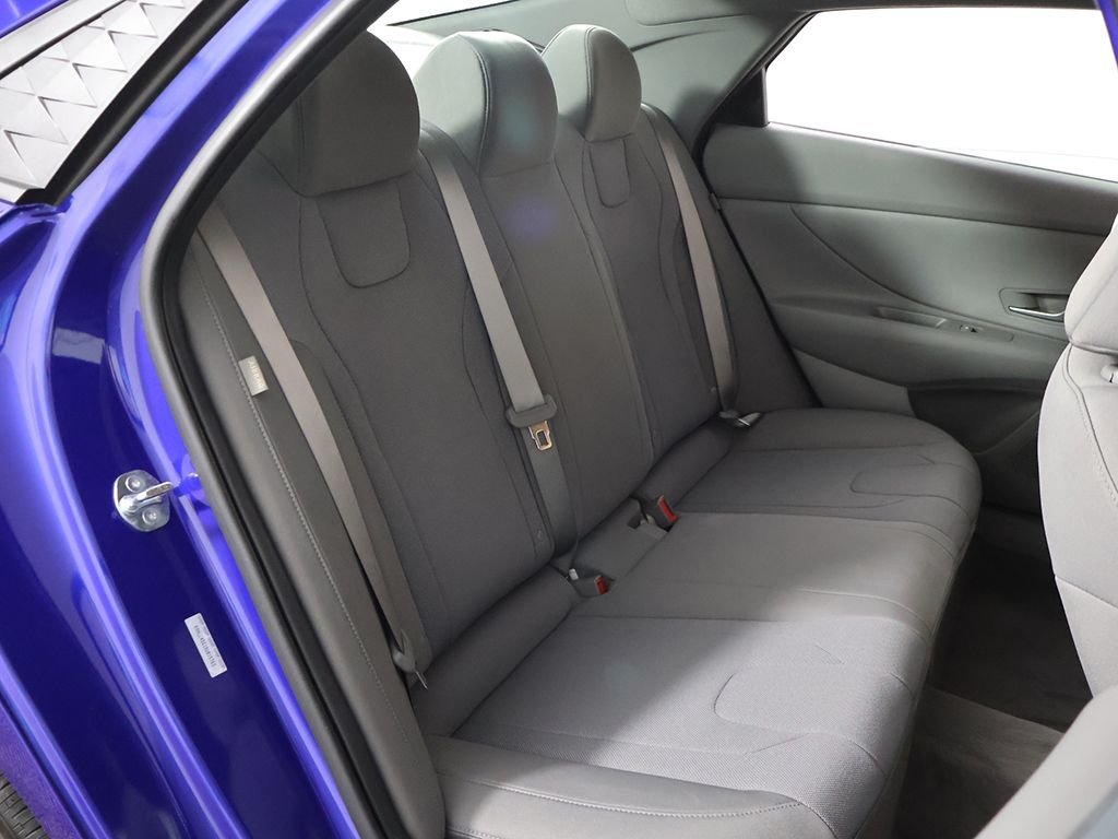 Used 2025 Blue Hyundai SE image 29