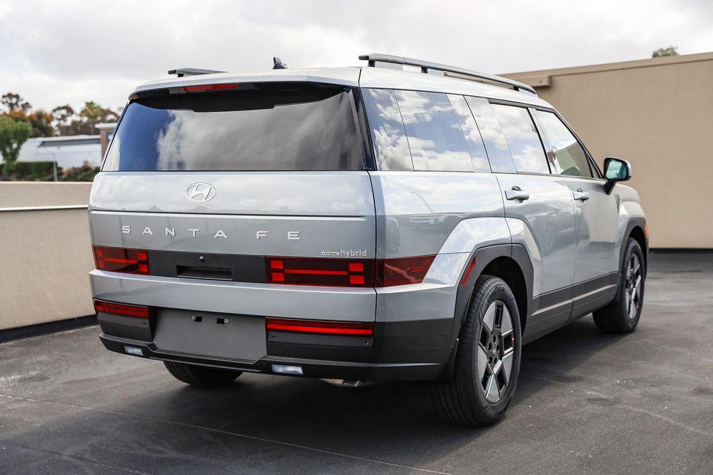 New 2026 Shimmering Silver Hyundai SEL image 6