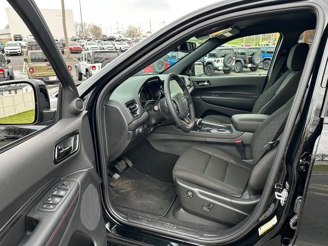 New 2026 Diamond Black Clear-Coat Exterior Paint Dodge GT image 34