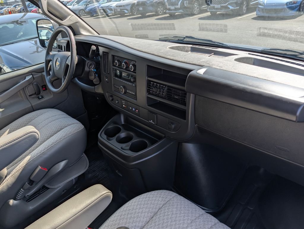 Used 2025 Black Chevrolet LS image 9